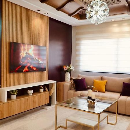 Appartement Moderne Au Decor Raffine Kenitra Exterior photo